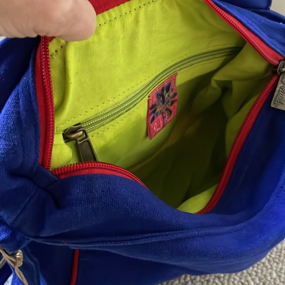 Paul Brent flamingo royal blue shoulder bag with adjustable straps 12” by 9”. - Picture 6 of 7